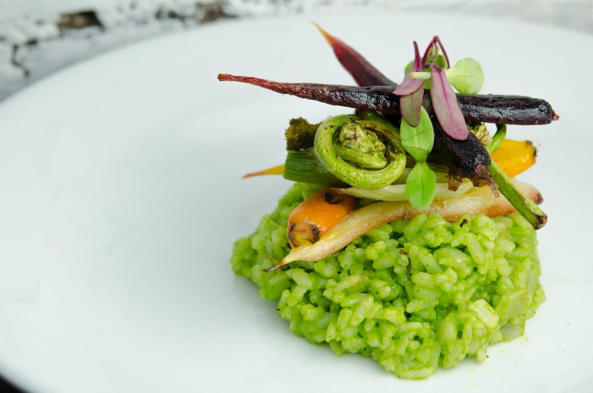Fiddlehead Fern Risotto [Vegan] – One Green Planet