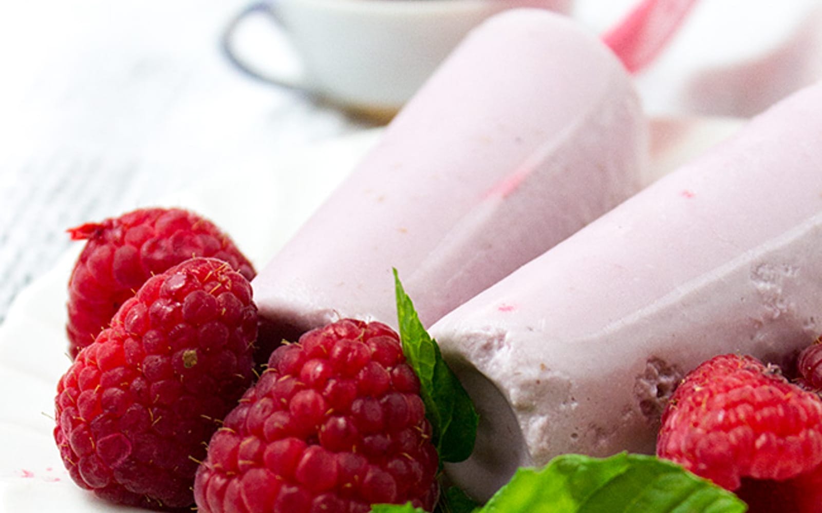Raspberry Pudding Pops