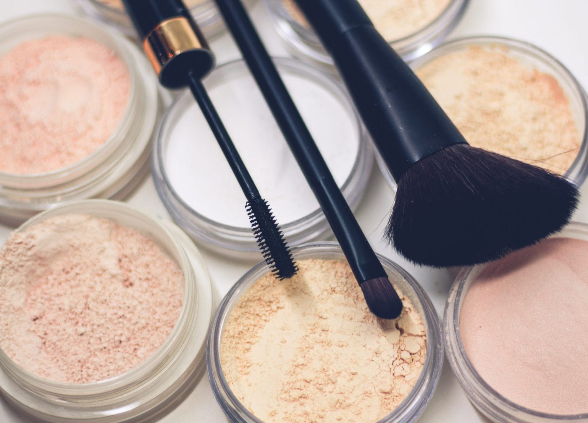makeup brands still testing on animals 2026 cruelty-free alternatives Leaping Bunny
