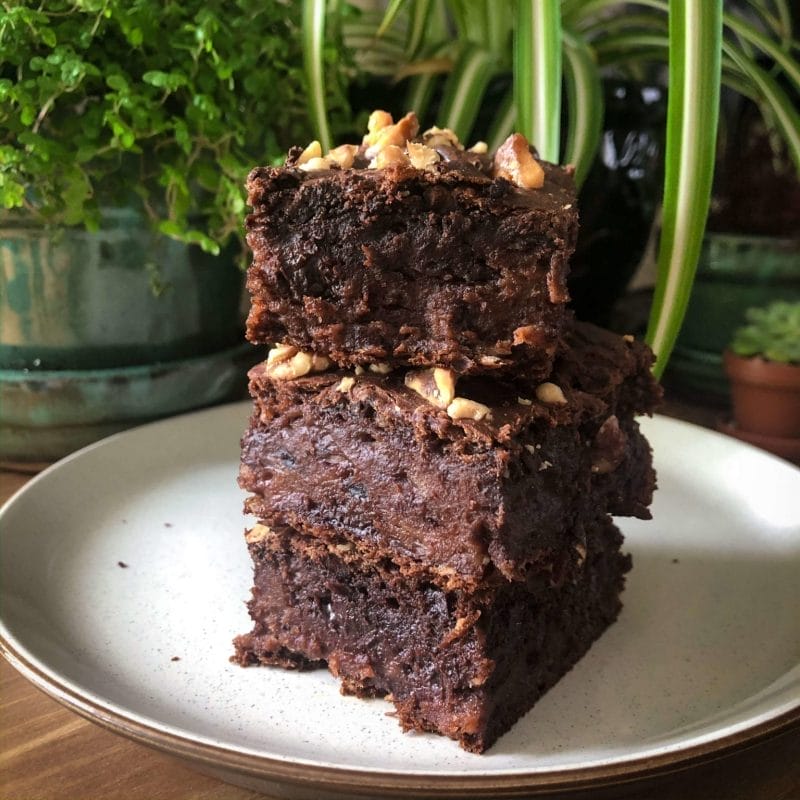 Easy Banana Bread Brownies [Vegan] - One Green Planet - Vimarsana News