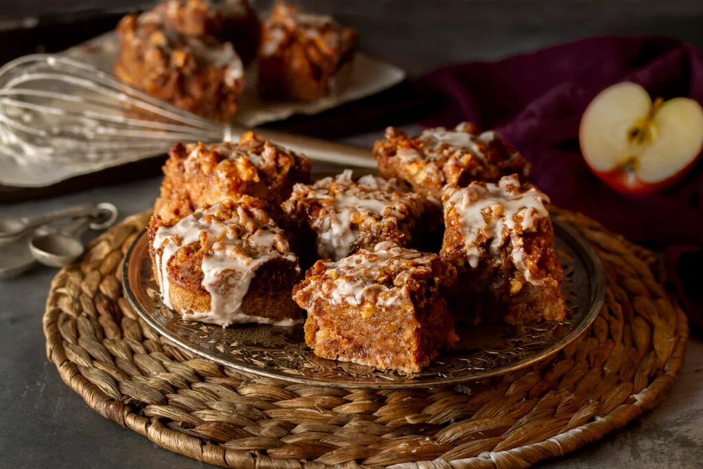 Spiced Apple Coffee Cake [Vegan, Gluten-Free] - Vimarsana News