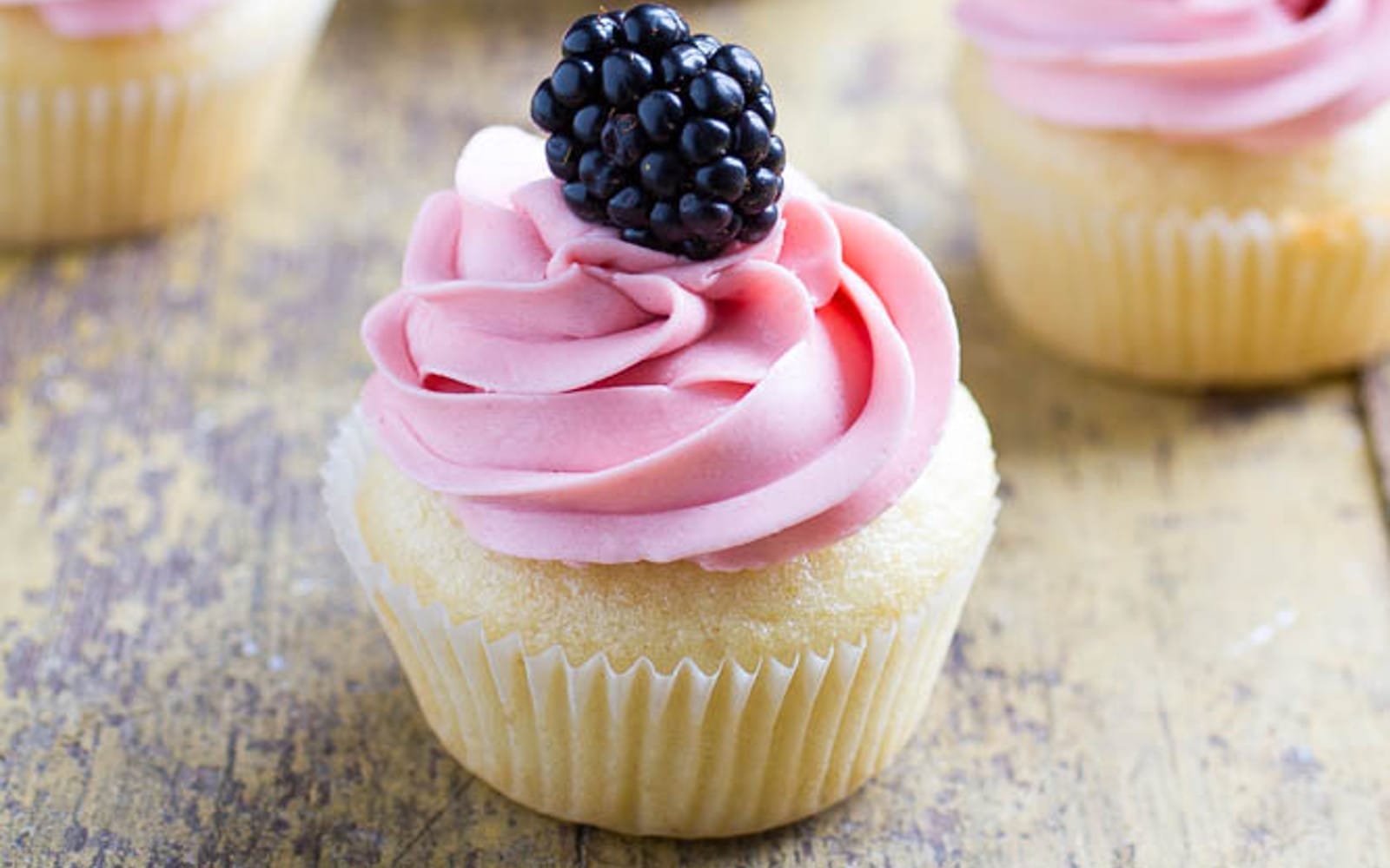 15 Luxurious Plant-Based Berry Desserts - One Green Planet - Vimarsana News