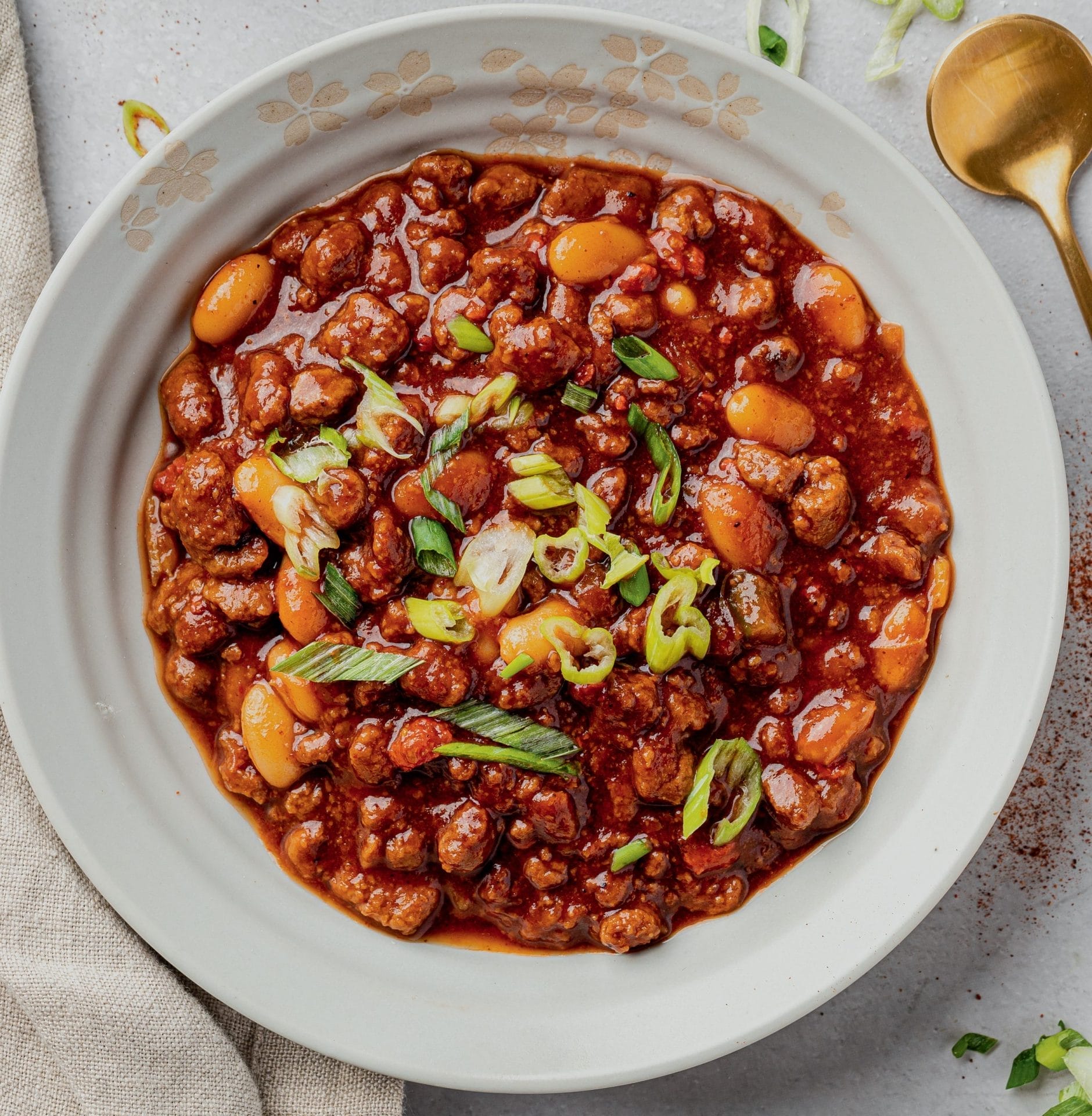 Slow Cooker VBQ Chili [Vegan] – One Green Planet