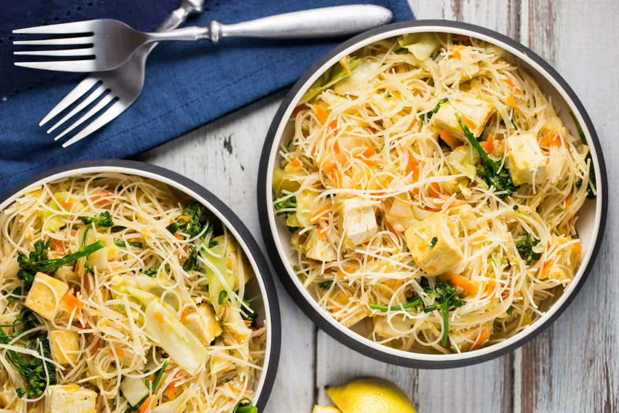 10 Vegan Recipes That Went Viral Last Week: Vegetable Pancit to Chickpea and Pumpkin Curry! - Vimarsana News