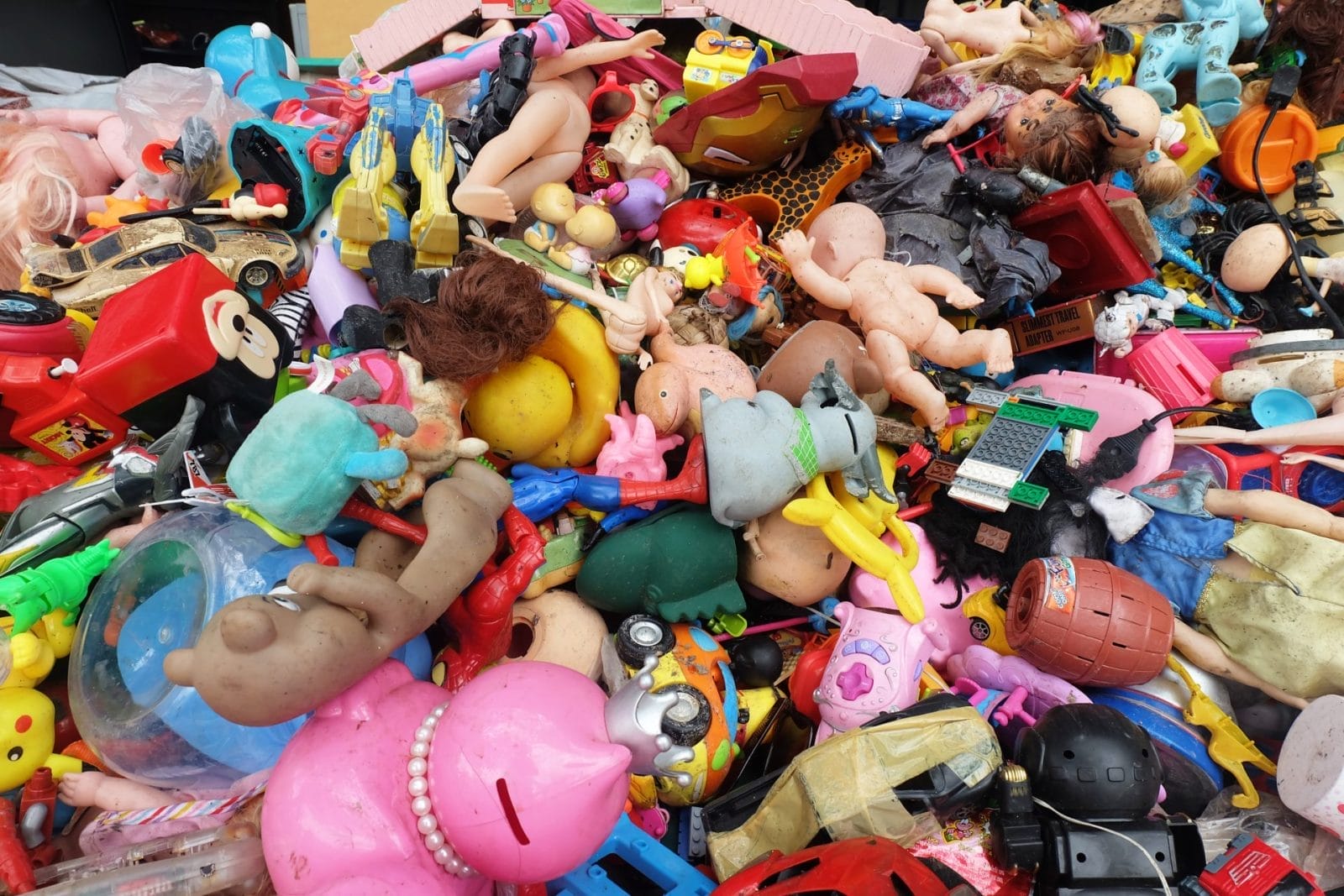 Marketing of Plastic Toys Targets Children, What You Can Do to Stop Its Effect - Vimarsana News