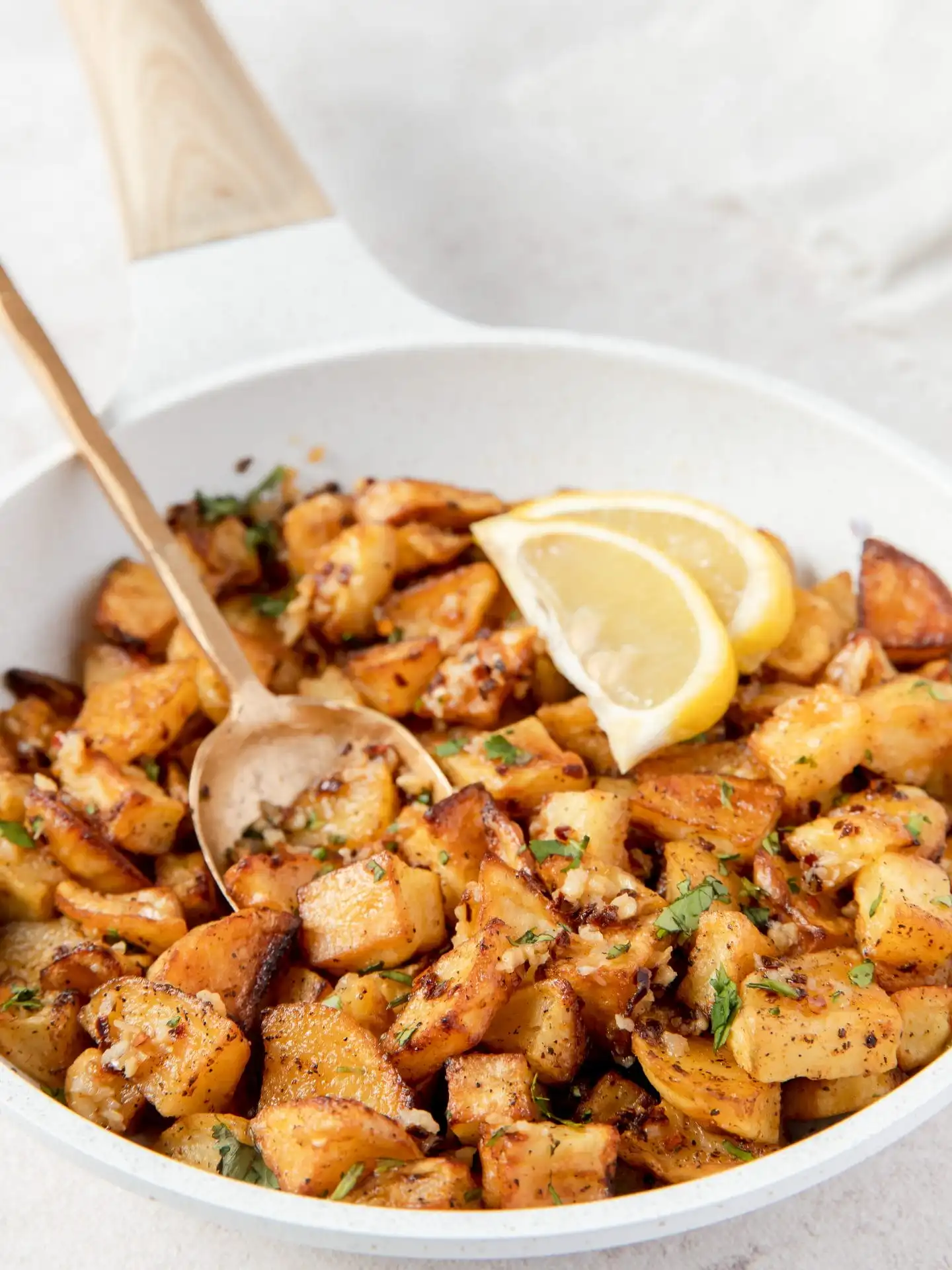 Top Daily Recipes: From Air Fryer Batata Harra to Pesto Garden Pizza! - Vimarsana News