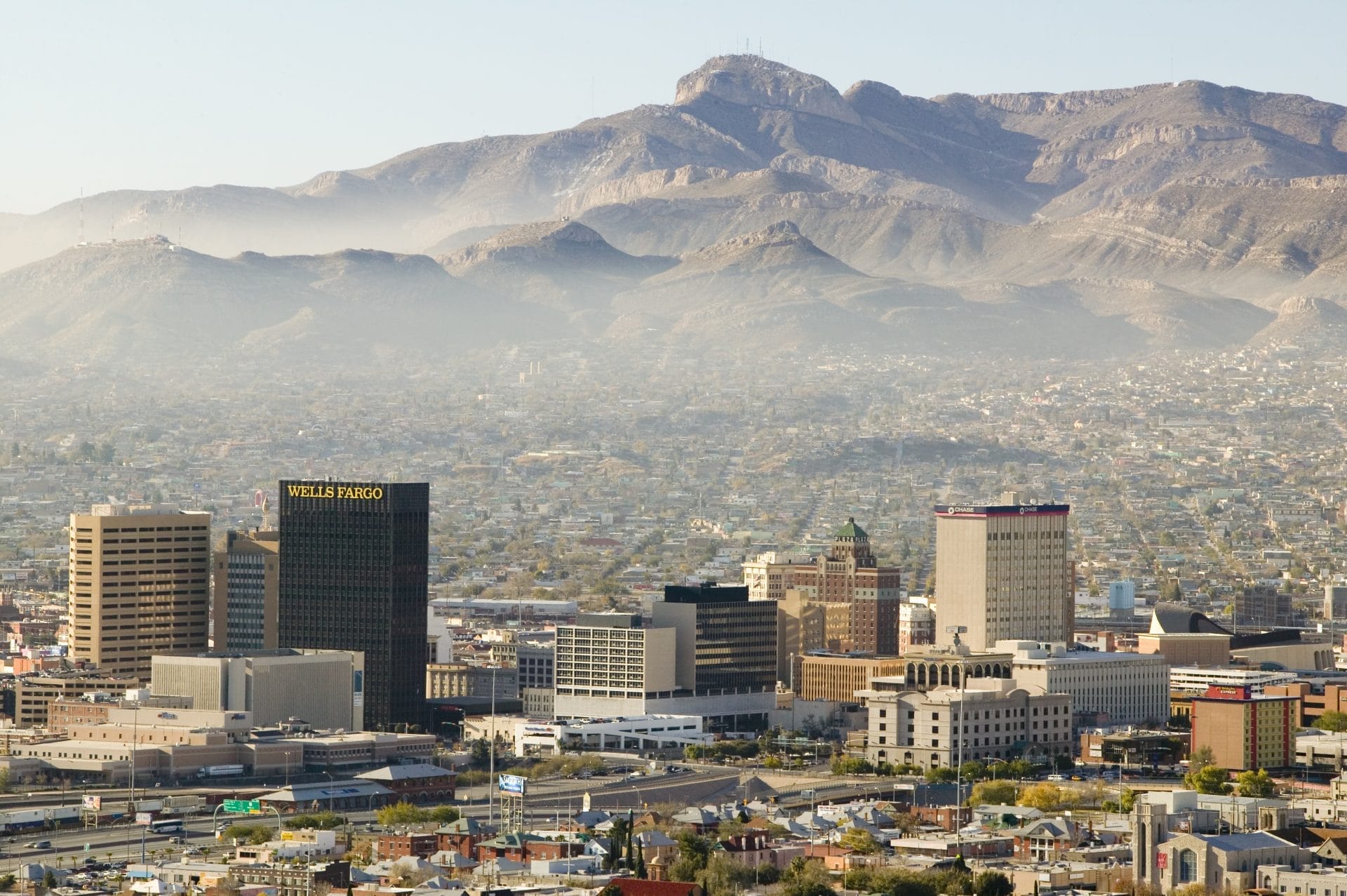El Paso Residents Fear Air Pollution Will Worsen After Border Crossing Upgrade - Vimarsana News