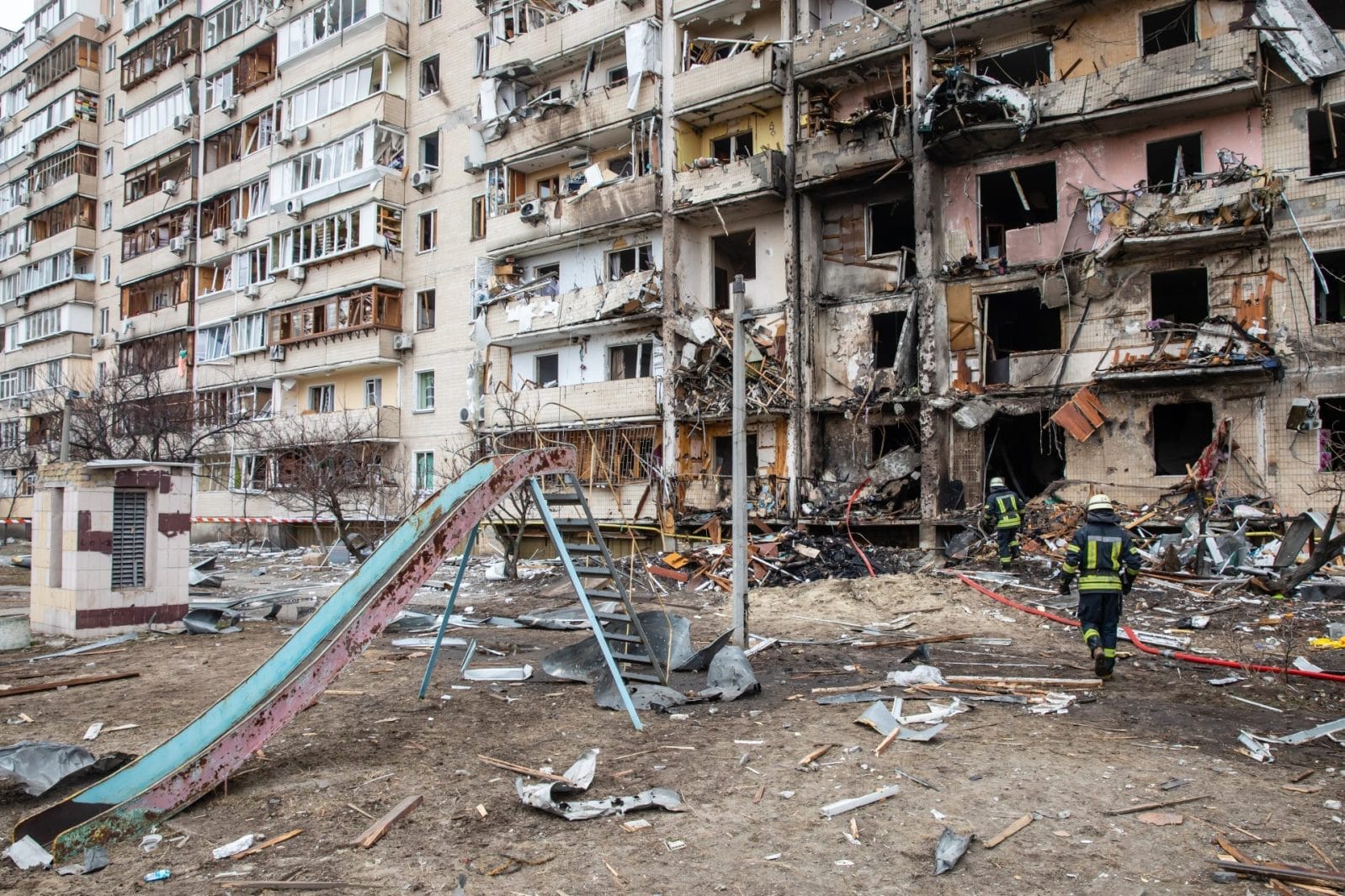 A Look into Russia's War and Ukraine's Ecological Struggle - Vimarsana News