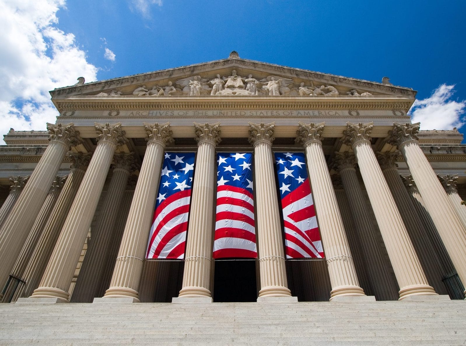 Climate Change Protesters Disrupt National Archives, Prompt Closure - Vimarsana News